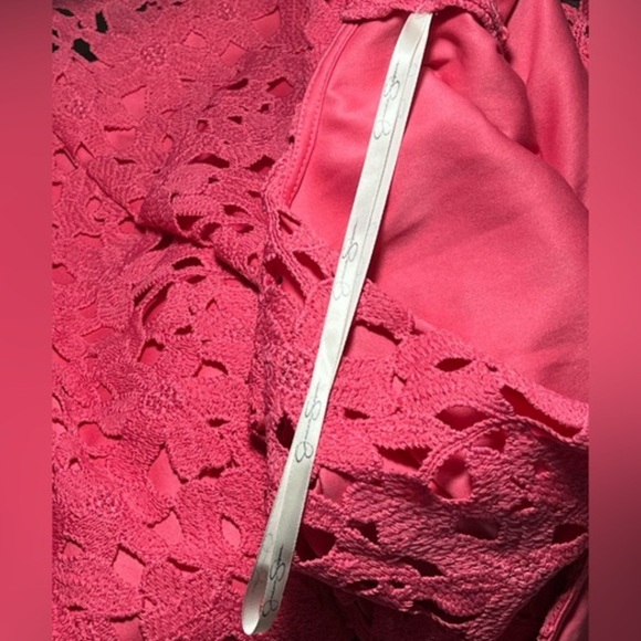 Jessica Simpson Dress in Pink with Crochet Lace Sleeveless Womens Size 4 - Picture 8 of 8